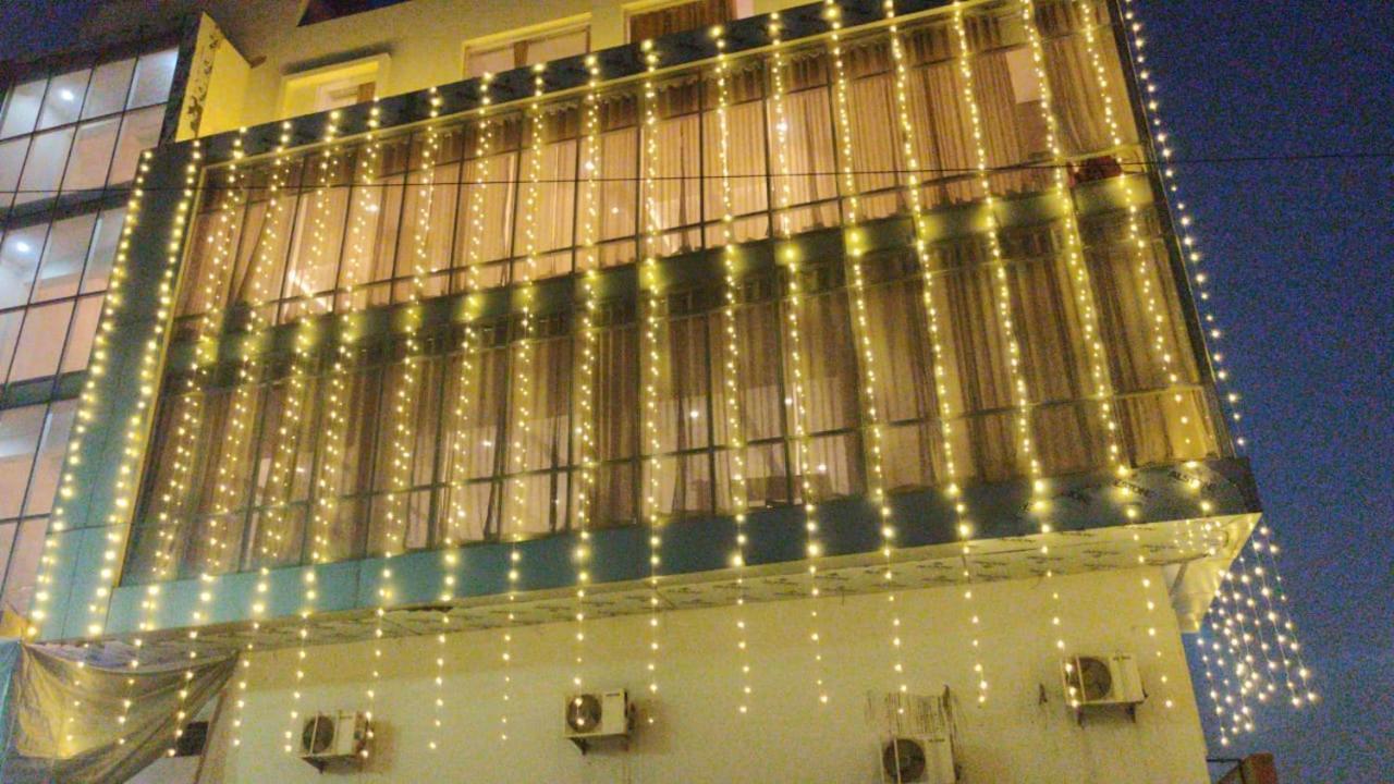Hotel Poseidon Inn 러크나우 외부 사진